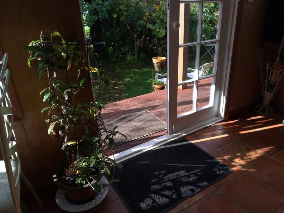 Secret Cottage Waitara Екстер'єр фото