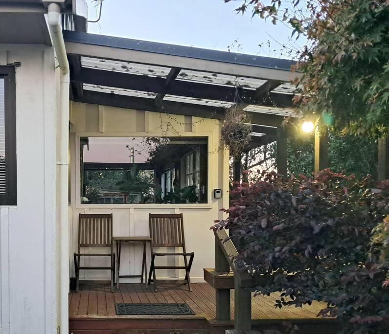 Secret Cottage Waitara Екстер'єр фото